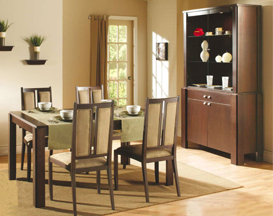 Chic Times Square Dining Room Set